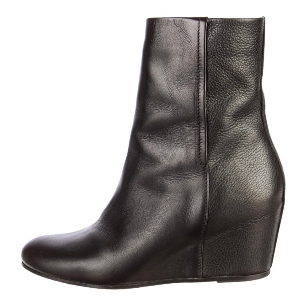 Black leather VINCE Michela ankle wedge boots booties